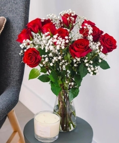 Red Roses With Gypsophilia